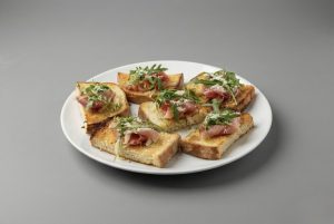 Bruschette with Prosciutto Crudo