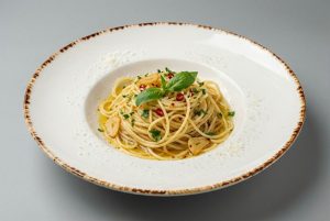 Pasta with garlic, olive oil and chilli